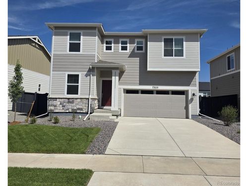 7325 W 27th Street Rd, Greeley, CO, 80634-6704 | Card Image