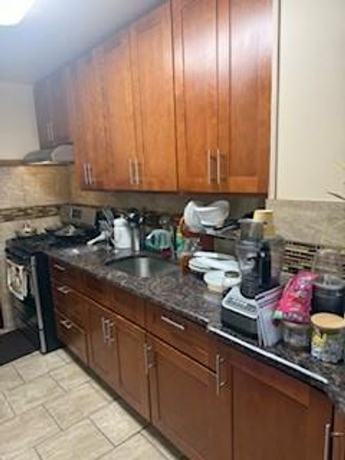 8602 89th St, Woodhaven, NY, 11421-1326 | Card Image