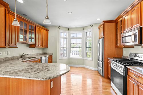 23 Duston Avenue, Hampton, NH, 03842 | Card Image