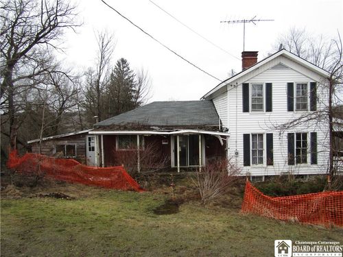 8148 S Hill Rd, Cattaraugus, NY, 14719-9589 | Card Image