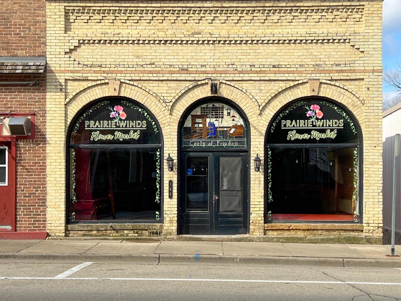 146 S Main St, Lodi, WI 53555