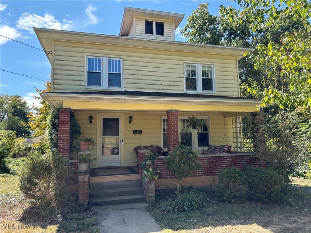 Thompson Ave, New Concord, OH 43762