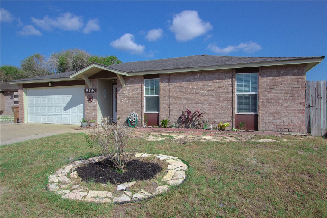 Saint Columban Pl, Corpus Christi, TX 78418