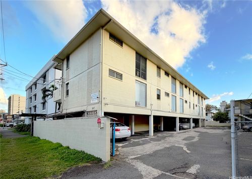 1917 Algaroba St, Honolulu, HI, 96826-2610 | Card Image