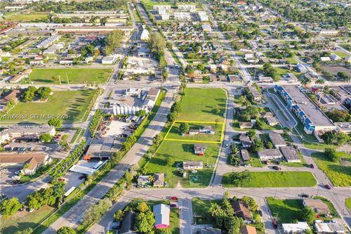 705 Sw 3rd Ave, Homestead, FL, 33030-7105 | Card Image