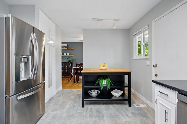 3032 Armada St, House other with 5 bedrooms, 3 bathrooms and 3 parking in Coquitlam BC | Image 13
