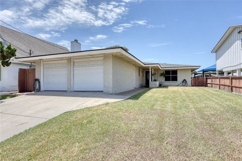 3230 Laguna Shores, Corpus Christi, TX, 78418 | Card Image