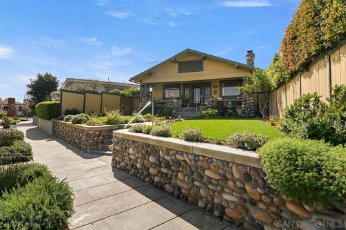 2133 Pine St, San Diego, CA, 92103 | Card Image