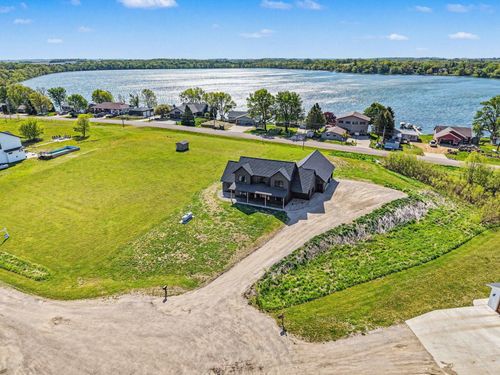 19347 Lake Volney Cir, Le Center, MN, 56057-4254 | Card Image