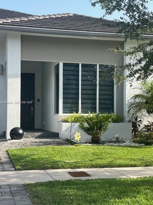 15226 Sw 176th Ln, Miami, FL, 33187-1620 | Card Image