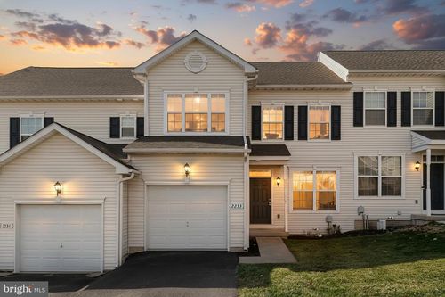 2233-2233 Live Oak Ln, YORK, PA, 17406-1568 | Card Image