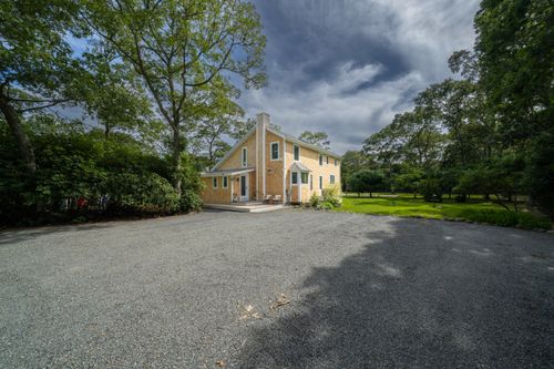 229 Oak Ln, West Tisbury, MA, 02575-5392 | Card Image