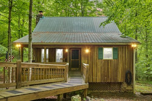 395 Stoneybrook Rd, Burnside, KY, 42519-9599 | Card Image