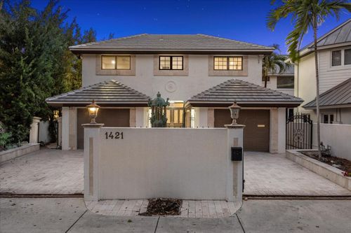 1421 Ponce De Leon Dr, Fort Lauderdale, FL, 33316-1366 | Card Image