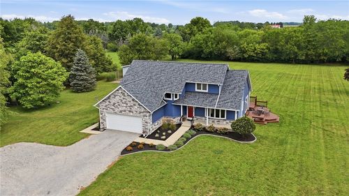 8751 Pleasant Plain Rd, Brookville, OH, 45309-9215 | Card Image