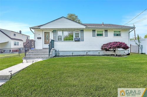 57 E Tappen St, Port Reading, NJ, 07064-1434 | Card Image