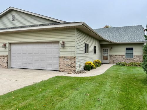 2908 9th Ave Se, Willmar, MN, 56201-4689 | Card Image