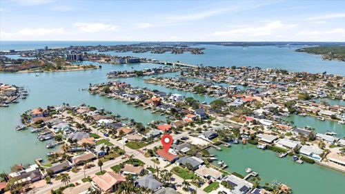 7891 4th Ave S, ST PETERSBURG, FL, 33707-1029 | Card Image