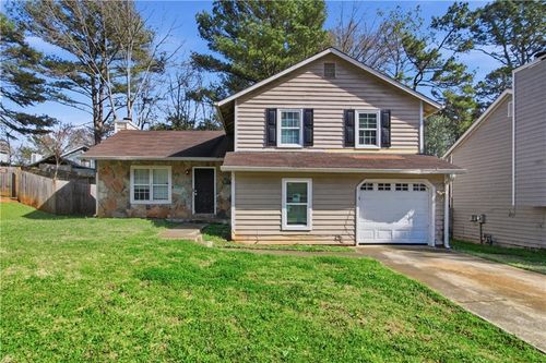 917 Lake Watch Dr, Stone Mountain, GA, 30088-2359 | Card Image