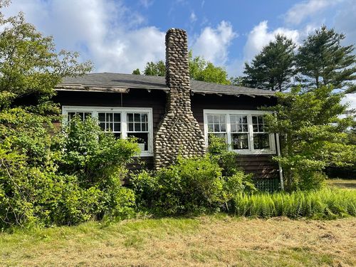 349 Old Fall River Rd, Dartmouth, MA, 02747-1248 | Card Image