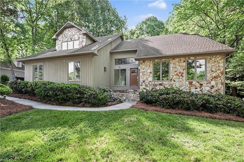 5 Provence Ct, Greensboro, NC, 27410-2867 | Card Image