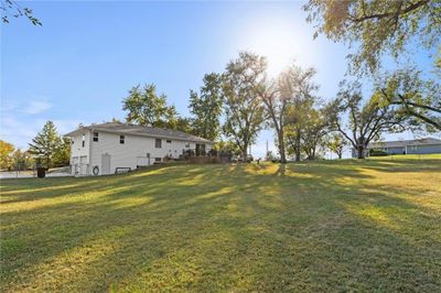 14634 Leavenworth Road, House other with 3 bedrooms, 2 bathrooms and null parking in Basehor KS | Image 2