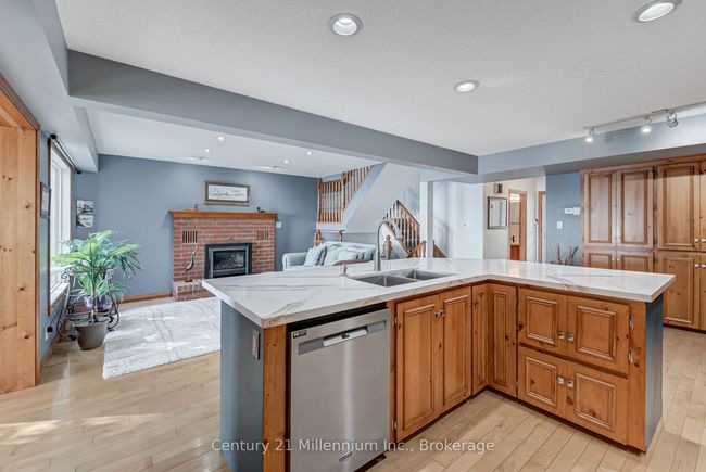 8 Willow Dr, House other with 5 bedrooms, 4 bathrooms and 3 parking in Tiny ON | Image 10