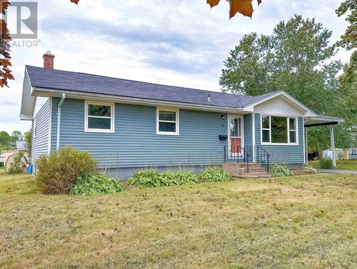 4 Walnut Drive, Sherwood, PE, C1A1F5 | Card Image