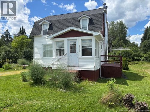 2588 Rough Waters Dr, House with 3 bedrooms, 2 bathrooms and null parking in Bathurst NB | Card Image