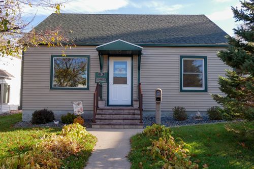 134 N 3rd St, Medford, WI, 54451-1433 | Card Image