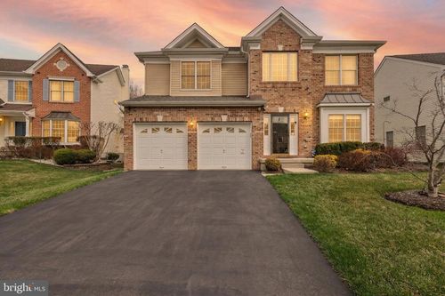 18 Devonshire Dr, Princeton, NJ, 08540-6296 | Card Image