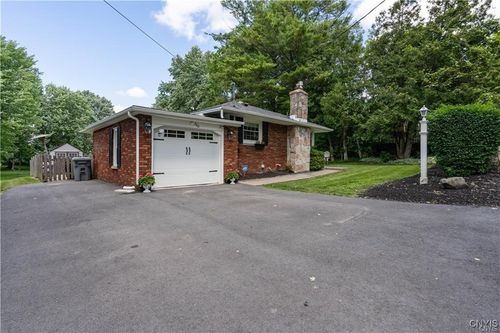 266 Chestnut St, Watertown, NY, 13601-4321 | Card Image