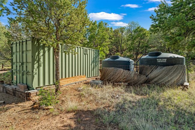 Fully owned hybrid 8.5kW solar array with 22.5kWh battery storage | Image 36
