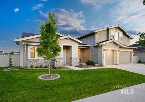 5371 W Philomena Dr, Meridian, ID, 83646-7467 | Card Image