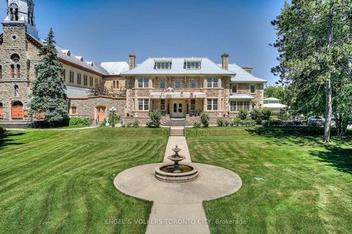 {{alt}} | Card Image