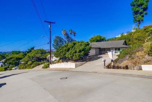 7970 Wetherley St, La Mesa, CA, 91941-6336 | Card Image