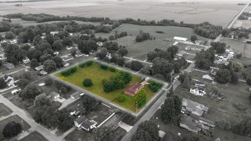 305 N Henderson St, Alexis, IL, 61412-9183 | Card Image