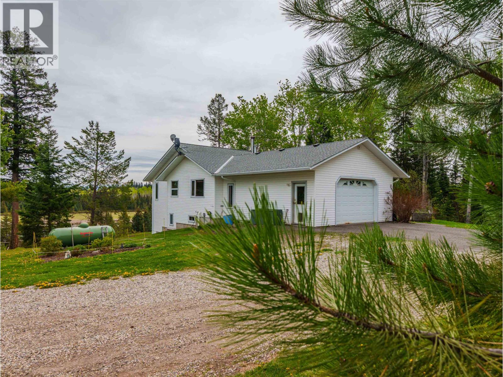 Residential in Bridge Lake 5