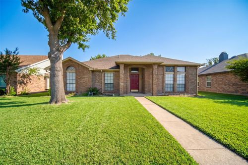 9421 Willard St, Rowlett, TX, 75088-4456 | Card Image