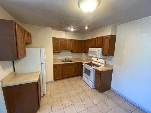 17-17 Winter Street, Boston, MA, 02122 | Card Image