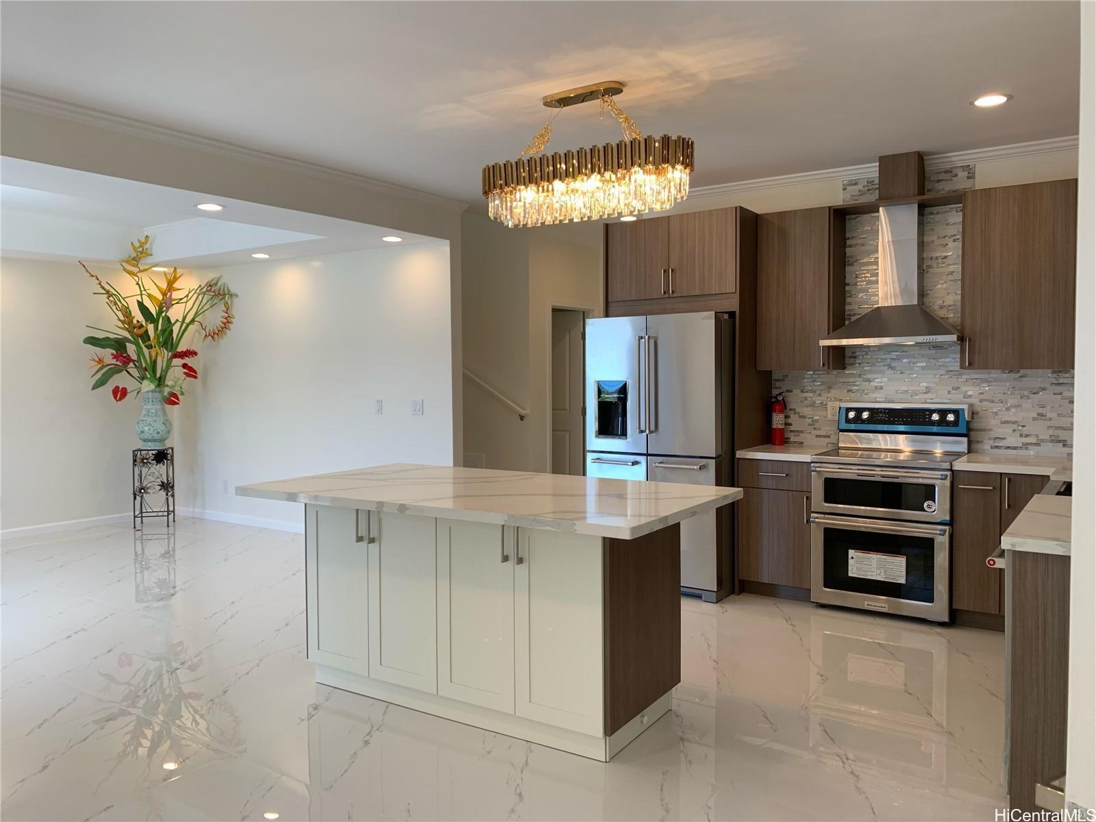 Houghtailing St, Honolulu, HI 96817