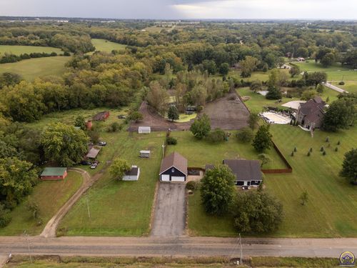 4835 Se 49th St, Berryton, KS, 66409-9821 | Card Image