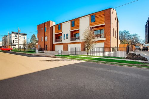 2-1931 N Prairie Ave, Dallas, TX, 75204-7331 | Card Image