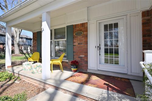 2156 Kristin Dr, Troy, MI, 48084-1148 | Card Image