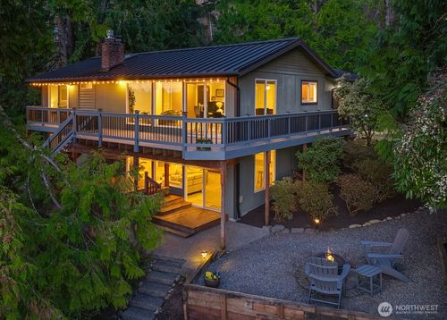 17030 Tiger Mountain Rd Se, Issaquah, WA, 98027-8336 | Card Image