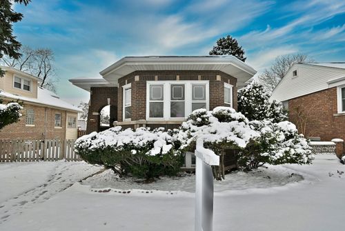 2432 Grove St, River Grove, IL, 60171-1836 | Card Image