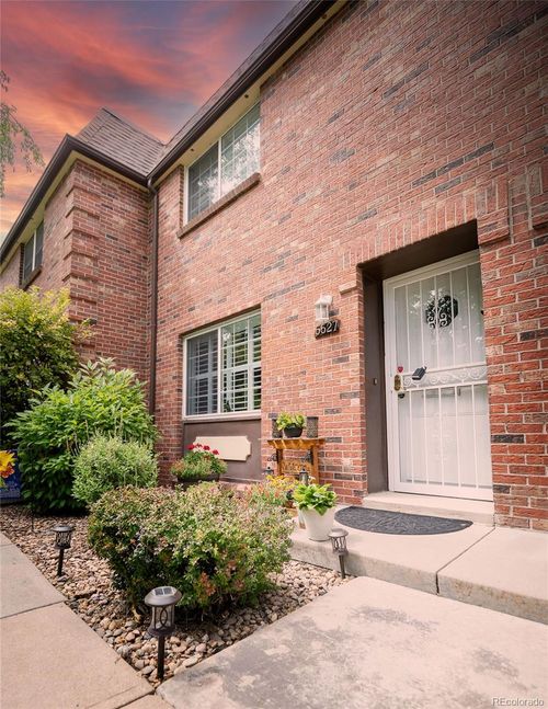 5527 S Lowell Blvd, Littleton, CO, 80123-2840 | Card Image