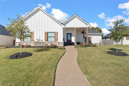 905 Day Star Drive, Hewitt, TX, 76643 | Card Image