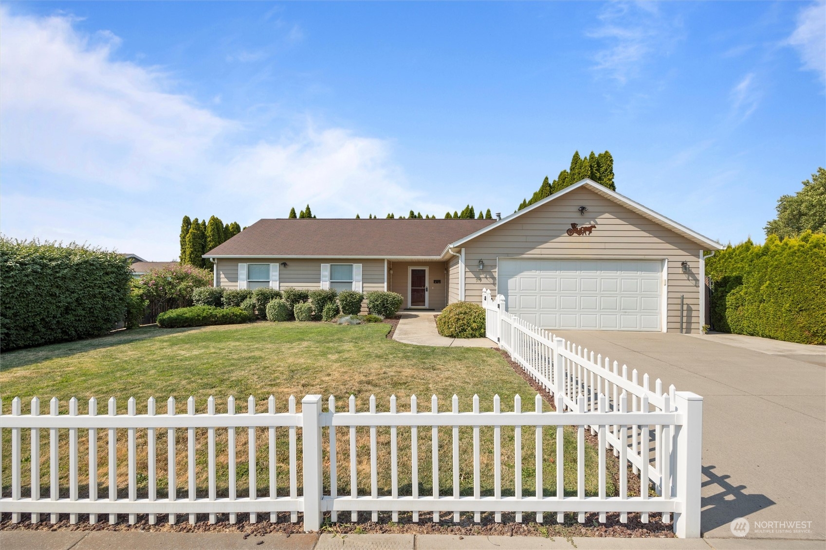 12th St, College Place, WA 99324