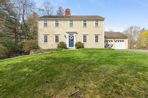 55 Pamden Ln, Seekonk, MA, 02771-5114 | Card Image